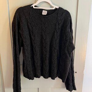 Baserange Sweater